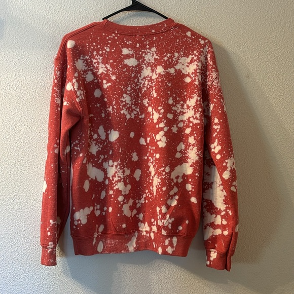 Gildan XOXO animal print and bleach splatter sweatshirt size small - Picture 5 of 5